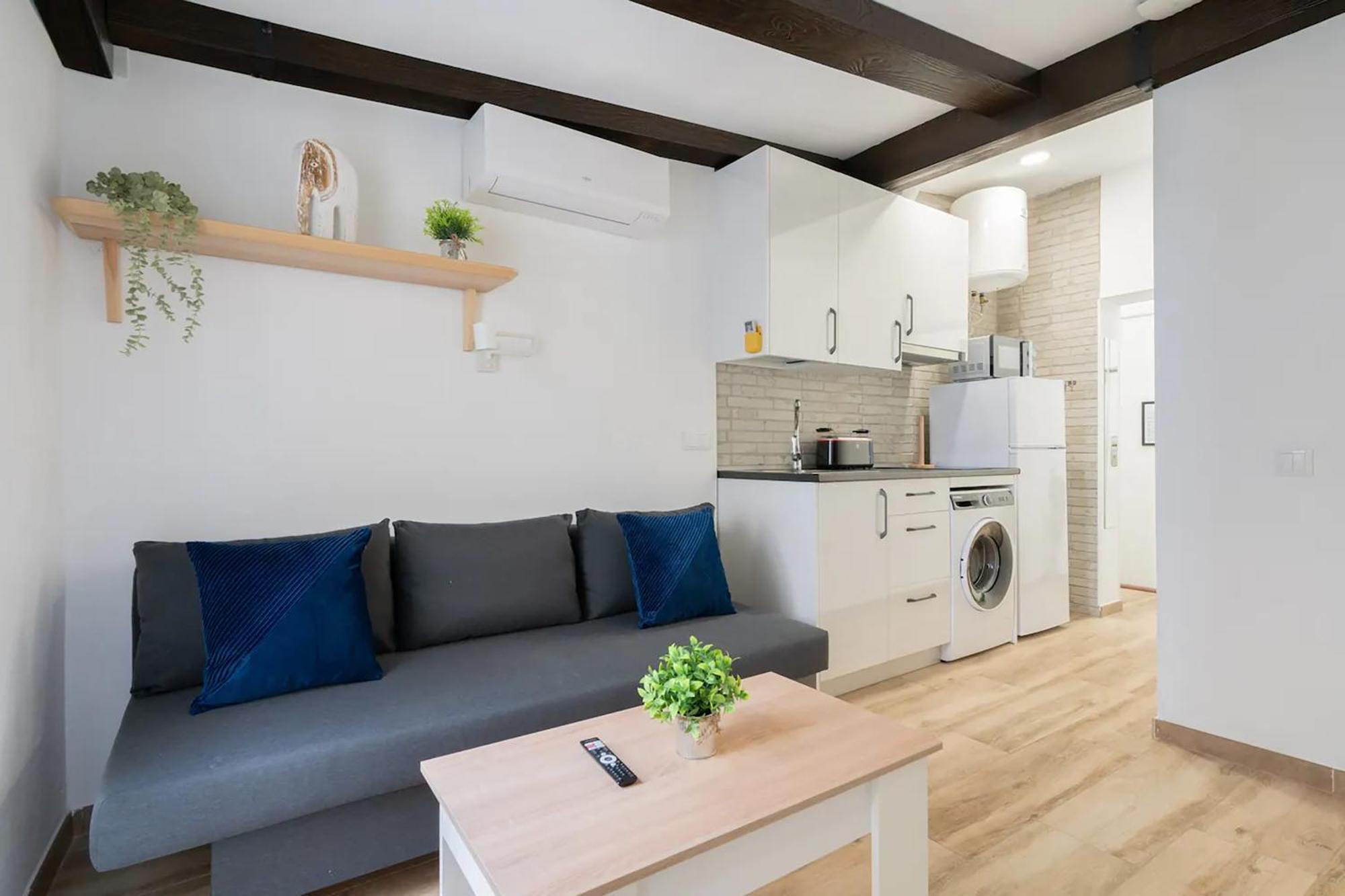 Charming San Isidro Apartment Мадрид Екстериор снимка