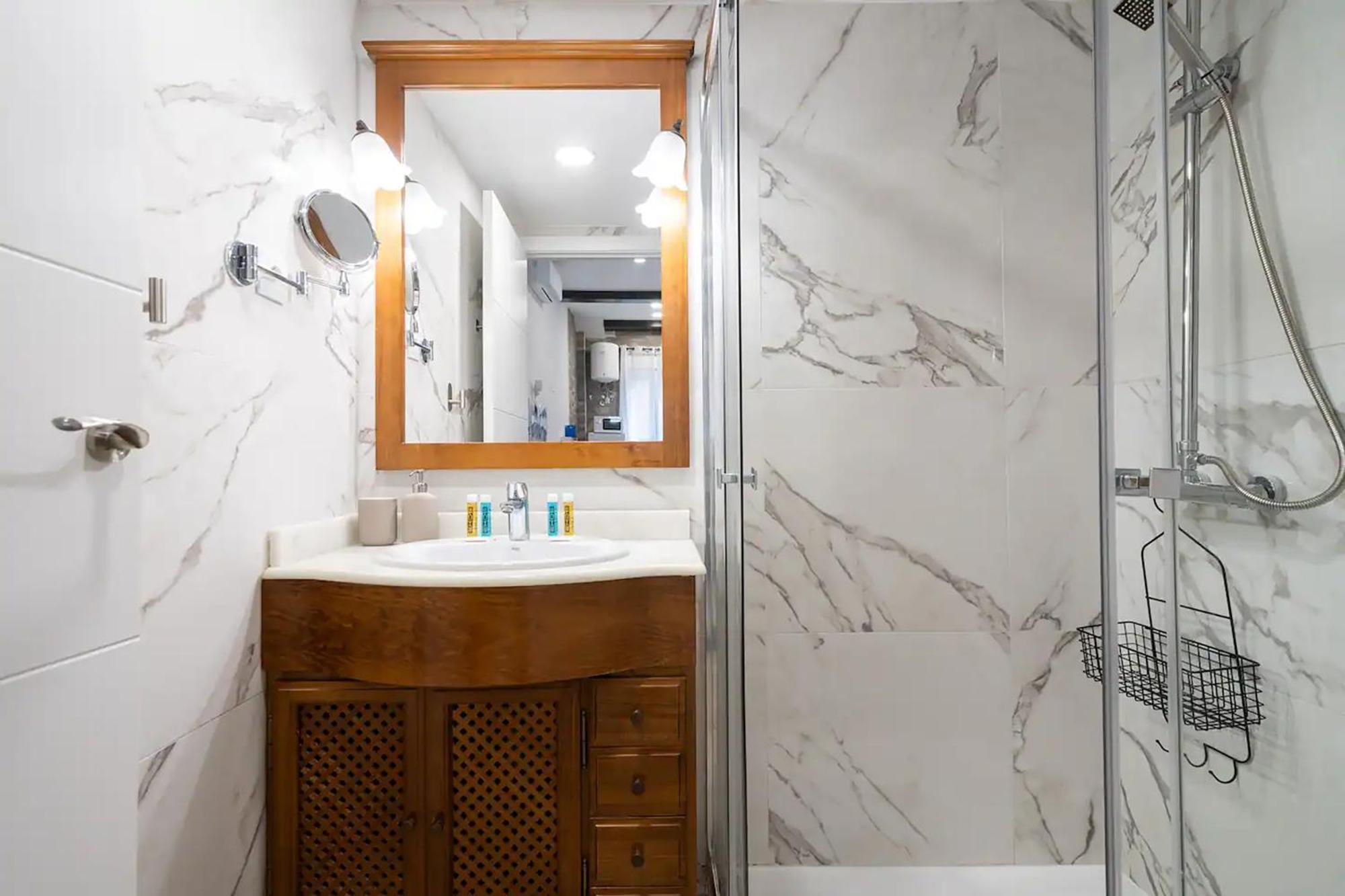 Charming San Isidro Apartment Мадрид Екстериор снимка