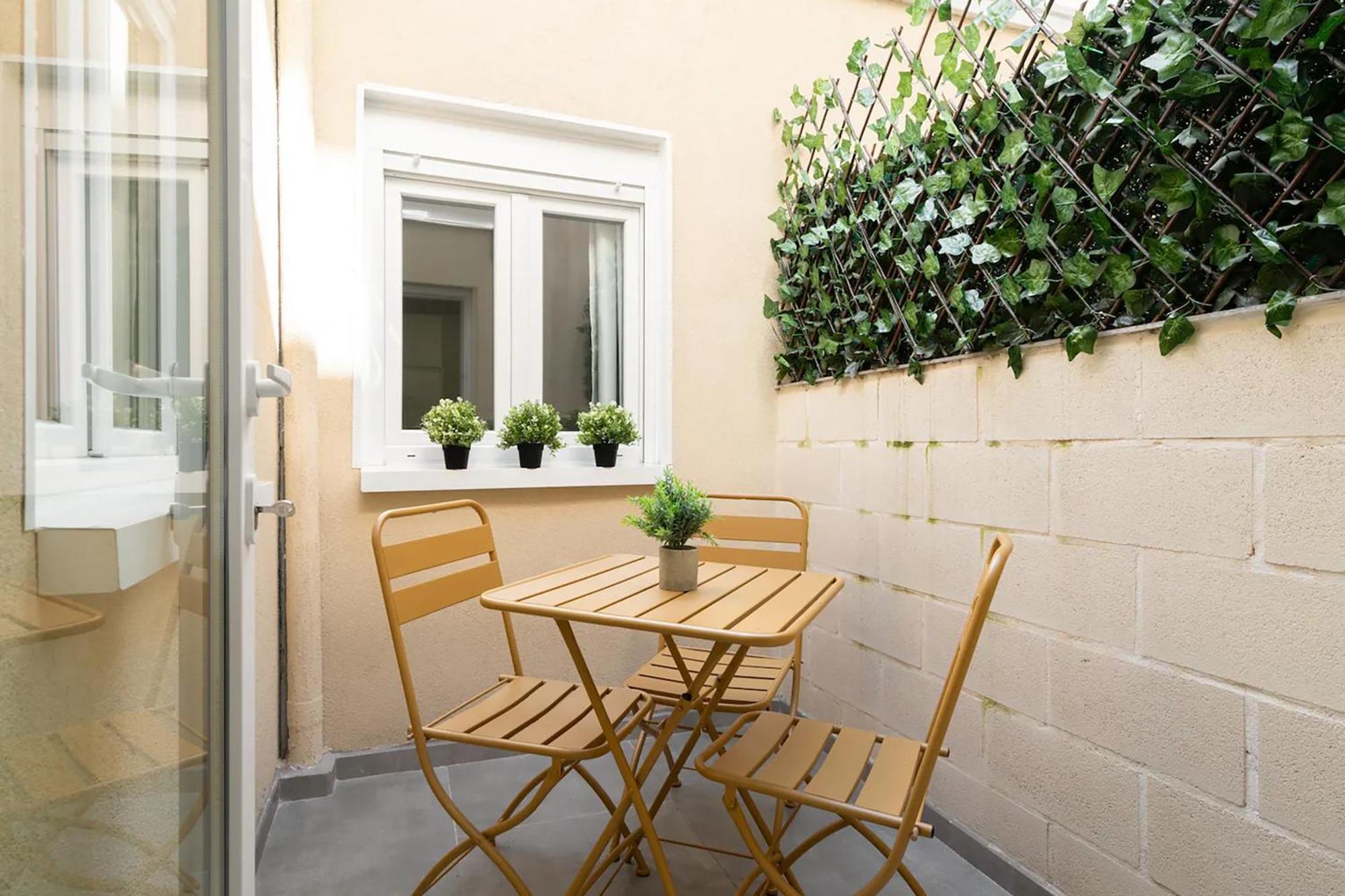 Charming San Isidro Apartment Мадрид Екстериор снимка