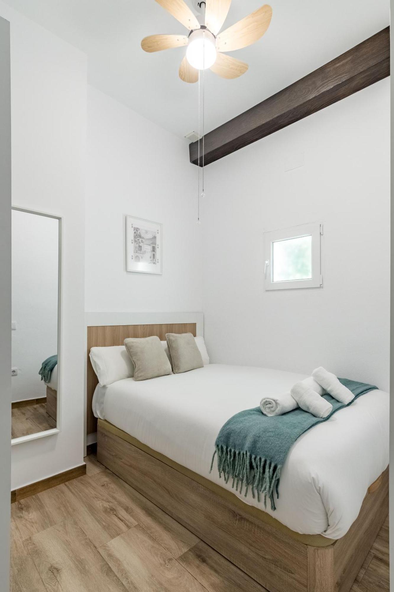 Charming San Isidro Apartment Мадрид Екстериор снимка